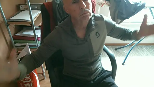 olibrius71 online show from January 2026 01:13:01 PM