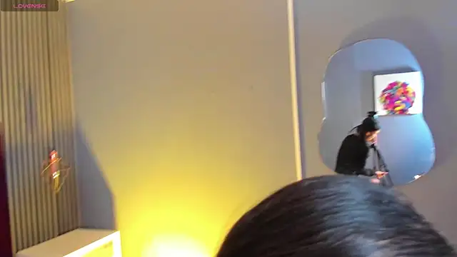 LauraAristizabal online show from June 2026 12:00:02 PM
