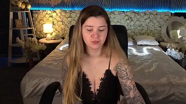 AmellyMilly online show from January 2026 07:45:01 PM