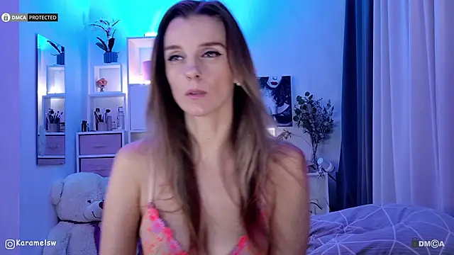 Karamelsw  online show from February 2026 10:13:02 PM