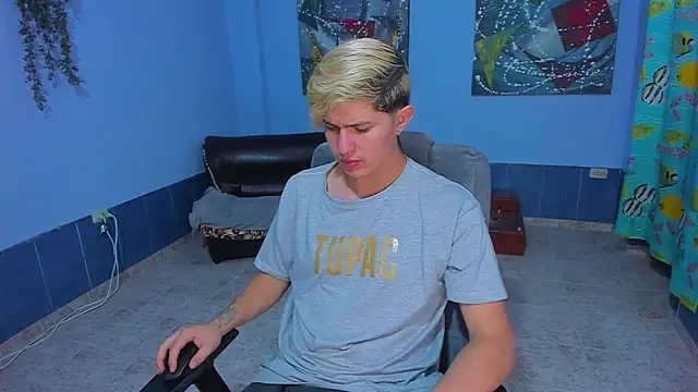 Snapshot of patrik_027 chatting on November 2025 06:02:01 AM patrik 027 online show from November 2025 06:02:01 AM