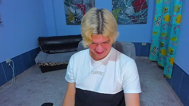 Snapshot of patrik_027 chatting on November 2025 12:43:01 AM patrik 027 online show from November 2025 12:43:01 AM