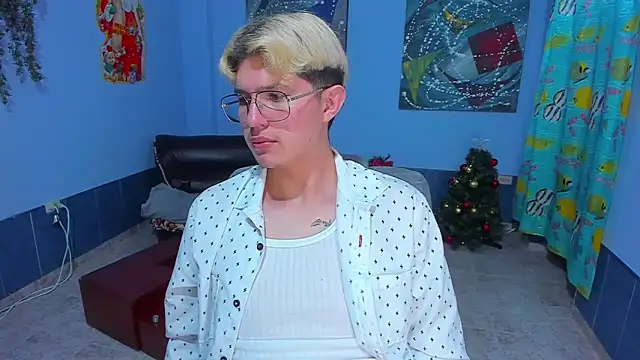 Snapshot of patrik_027 chatting on December 2025 06:15:01 PM patrik 027 online show from December 2025 06:15:01 PM