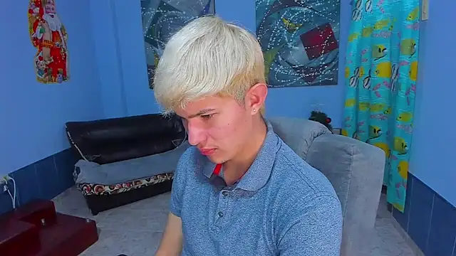 Snapshot of patrik_027 chatting on December 2025 09:11:01 PM patrik 027 online show from December 2025 09:11:01 PM