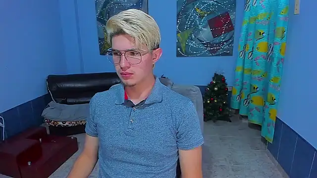 Snapshot of patrik_027 chatting on January 2026 05:40:01 PM patrik 027 online show from January 2026 05:40:01 PM