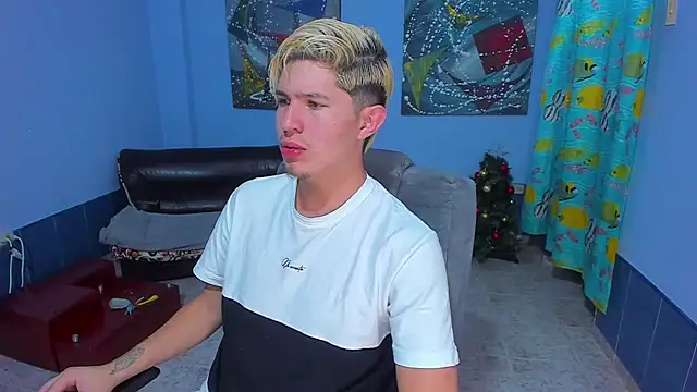 Snapshot of patrik_027 chatting on January 2026 04:55:01 PM patrik 027 online show from January 2026 04:55:01 PM