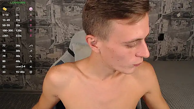 Snapshot of Oliver_Fresh chatting on September 2025 09:02:01 AM Oliver Fresh online show from September 2025 09:02:01 AM