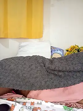 Snapshot of Ranny18l chatting on March 2025 12:15:02 AM Ranny18l online show from March 2025 12:15:02 AM