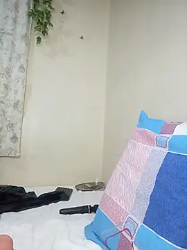 Snapshot of Ranny18l chatting on November 2025 02:36:01 AM Ranny18l online show from November 2025 02:36:01 AM