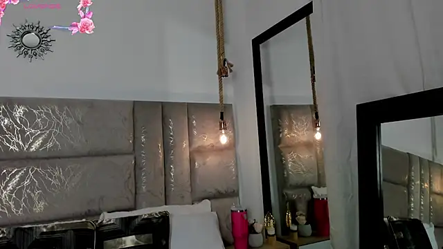 CeliWoods online show from April 2026 10:59:01 AM