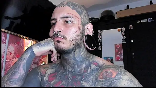 Snapshot of DEATHINK666XX chatting on January 2025 06:10:01 PM DEATHINK666XX online show from January 2025 06:10:01 PM