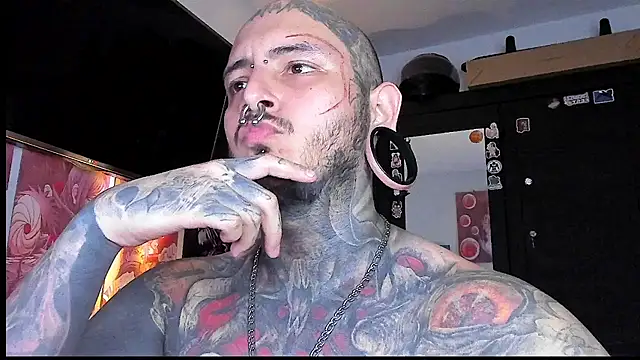 Snapshot of DEATHINK666XX chatting on January 2025 07:39:02 PM DEATHINK666XX online show from January 2025 07:39:02 PM