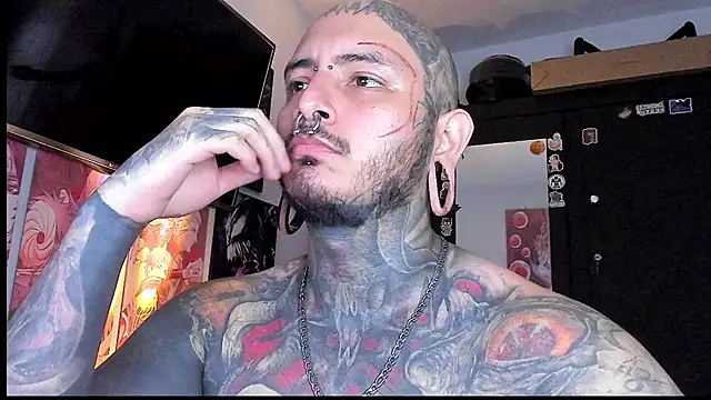 Snapshot of DEATHINK666XX chatting on January 2025 05:02:02 PM DEATHINK666XX online show from January 2025 05:02:02 PM