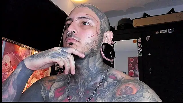 Snapshot of DEATHINK666XX chatting on January 2025 06:39:01 PM DEATHINK666XX online show from January 2025 06:39:01 PM