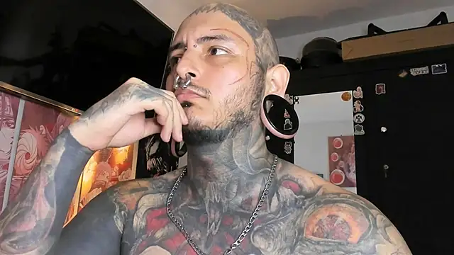 Snapshot of DEATHINK666XX chatting on February 2025 06:02:02 PM DEATHINK666XX online show from February 2025 06:02:02 PM