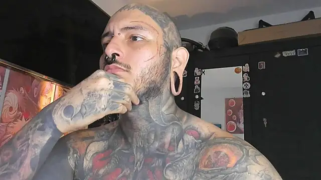 Snapshot of DEATHINK666XX chatting on February 2025 05:17:02 PM DEATHINK666XX online show from February 2025 05:17:02 PM