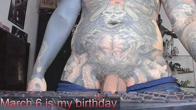 Snapshot of DEATHINK666XX chatting on March 2025 08:05:01 PM DEATHINK666XX online show from March 2025 08:05:01 PM