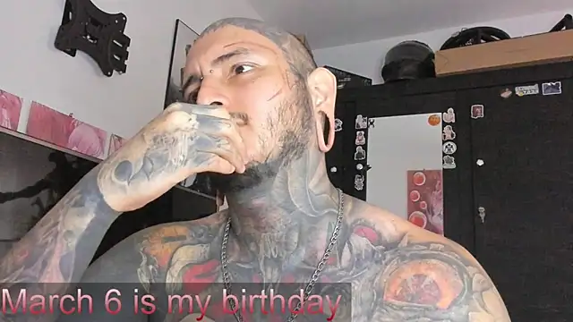 Snapshot of DEATHINK666XX chatting on March 2025 05:33:01 PM DEATHINK666XX online show from March 2025 05:33:01 PM