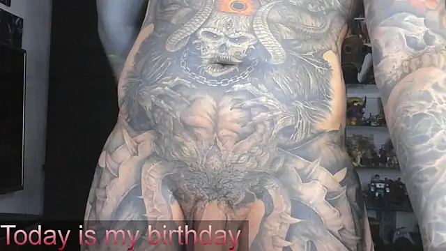 Snapshot of DEATHINK666XX chatting on March 2025 11:42:02 PM DEATHINK666XX online show from March 2025 11:42:02 PM