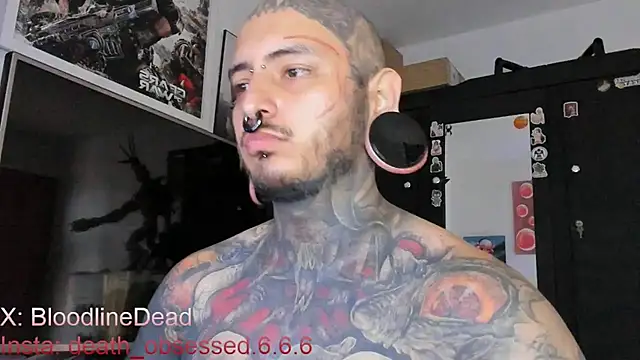 Snapshot of DEATHINK666XX chatting on March 2025 05:49:01 PM DEATHINK666XX online show from March 2025 05:49:01 PM