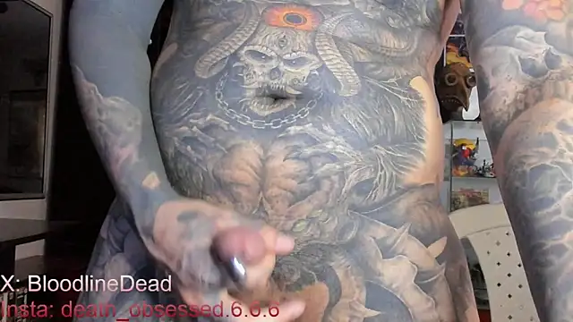 Snapshot of DEATHINK666XX chatting on March 2025 06:23:02 PM DEATHINK666XX online show from March 2025 06:23:02 PM