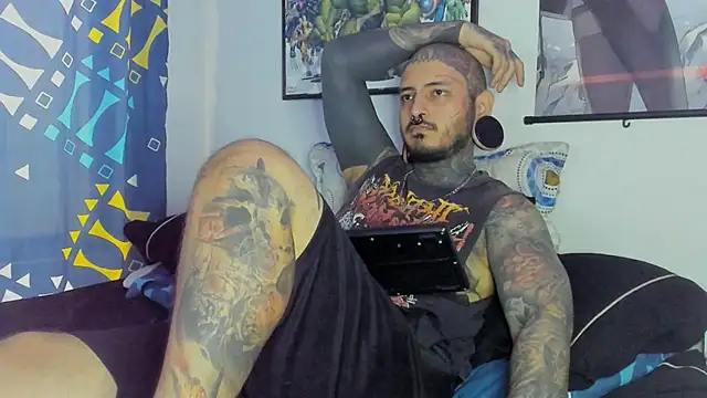 Snapshot of DEATHINK666XX chatting on November 2025 06:07:01 PM DEATHINK666XX online show from November 2025 06:07:01 PM