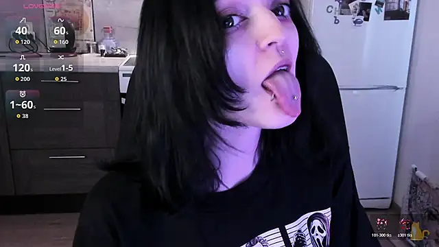 Snapshot of spticc chatting on June 2026 04:11:02 AM spticc online show from June 2026 04:11:02 AM