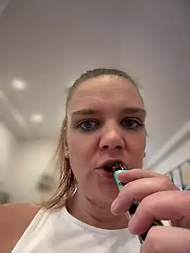 Suesse Schnitte online show from January 2025 09:13:02 AM