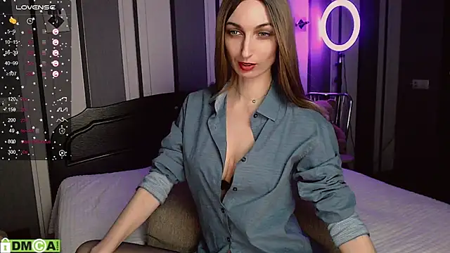 Snapshot of _Amelle_ chatting on February 2025 09:09:01 PM Amelle online show from February 2025 09:09:01 PM