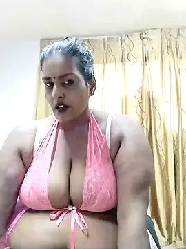 NWC4LYF online show from May 2026 10:34:01 AM