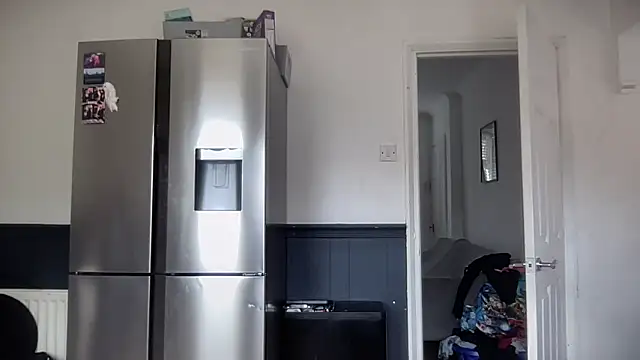 Snapshot of Bustyblondebabe32 chatting on April 2026 09:07:01 AM Bustyblondebabe32 online show from April 2026 09:07:01 AM