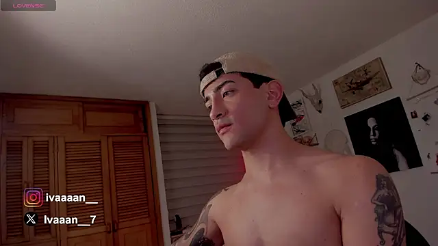 ivaaaan  online show from January 2025 01:51:02 AM