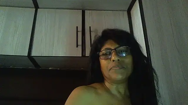 Snapshot of MsAttitude chatting on January 2025 11:14:01 AM MsAttitude online show from January 2025 11:14:01 AM