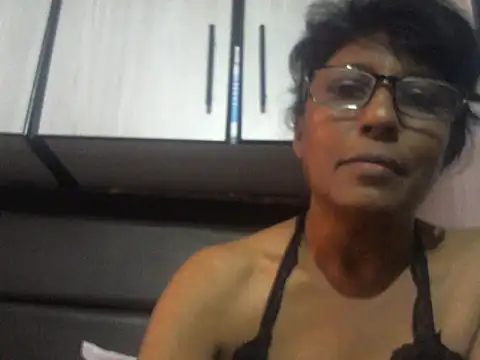 MsAttitude online show from March 2026 12:16:02 PM