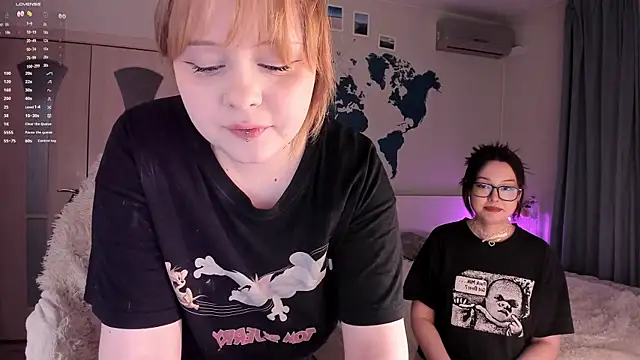 Snapshot of LisaLaas chatting on January 2025 05:32:01 PM LisaLaas online show from January 2025 05:32:01 PM