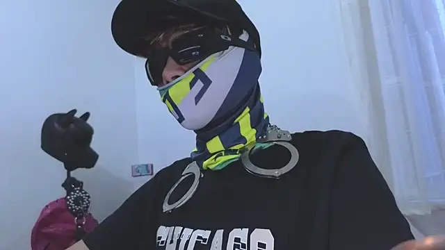 AcidMilo online show from February 2025 11:09:02 PM