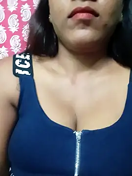 ANGEL QUEEN09 online show from November 2025 06:30:01 PM