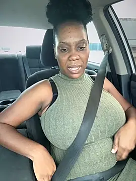 Snapshot of 1Topgyal chatting on October 2025 02:47:01 PM 1Topgyal online show from October 2025 02:47:01 PM