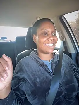 Snapshot of 1Topgyal chatting on October 2025 01:22:01 PM 1Topgyal online show from October 2025 01:22:01 PM