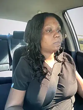 Snapshot of 1Topgyal chatting on November 2025 06:32:01 PM 1Topgyal online show from November 2025 06:32:01 PM