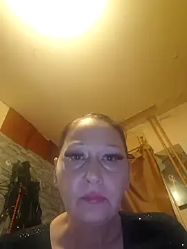 Snapshot of dominatrixredsonyja chatting on November 2025 03:37:02 PM dominatrixredsonyja online show from November 2025 03:37:02 PM