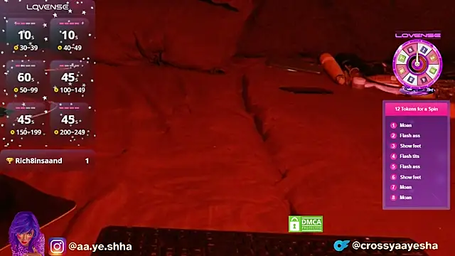 CrossyAayesha online show from December 2025 08:14:02 PM