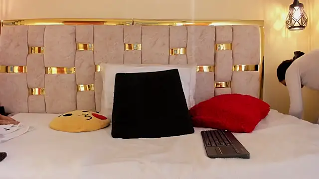 ttata 3 online show from October 2025 11:44:02 AM