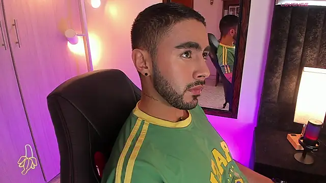 ItsMeEros online show from November 2025 09:03:02 PM