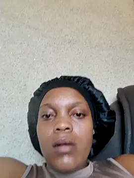 Snapshot of EbonyBuu chatting on February 2026 08:07:02 AM EbonyBuu online show from February 2026 08:07:02 AM