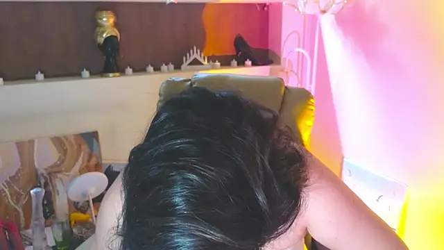 Malika uAngel online show from April 2026 08:02:01 PM