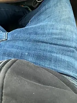 prekumstud online show from September 2025 02:28:02 PM