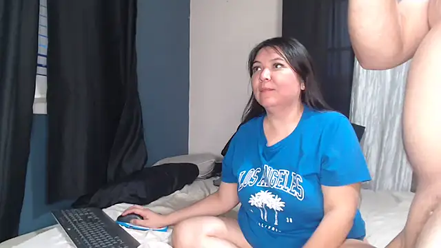 valhallacouple420 online show from September 2025 01:51:01 AM