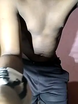 Snapshot of Sliced_Digit chatting on December 2024 11:35:01 PM Sliced Digit online show from December 2024 11:35:01 PM