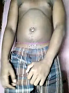 Snapshot of Sliced_Digit chatting on February 2025 10:28:01 PM Sliced Digit online show from February 2025 10:28:01 PM